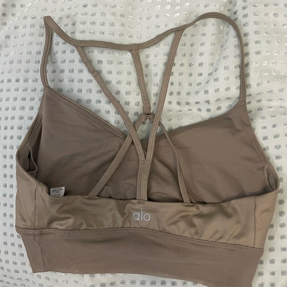 ALO Yoga Tan Sports Bra, size XS - Picture 2 of 3